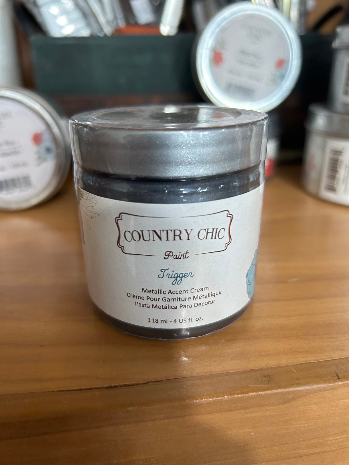 Metallic Trigger Accent Cream