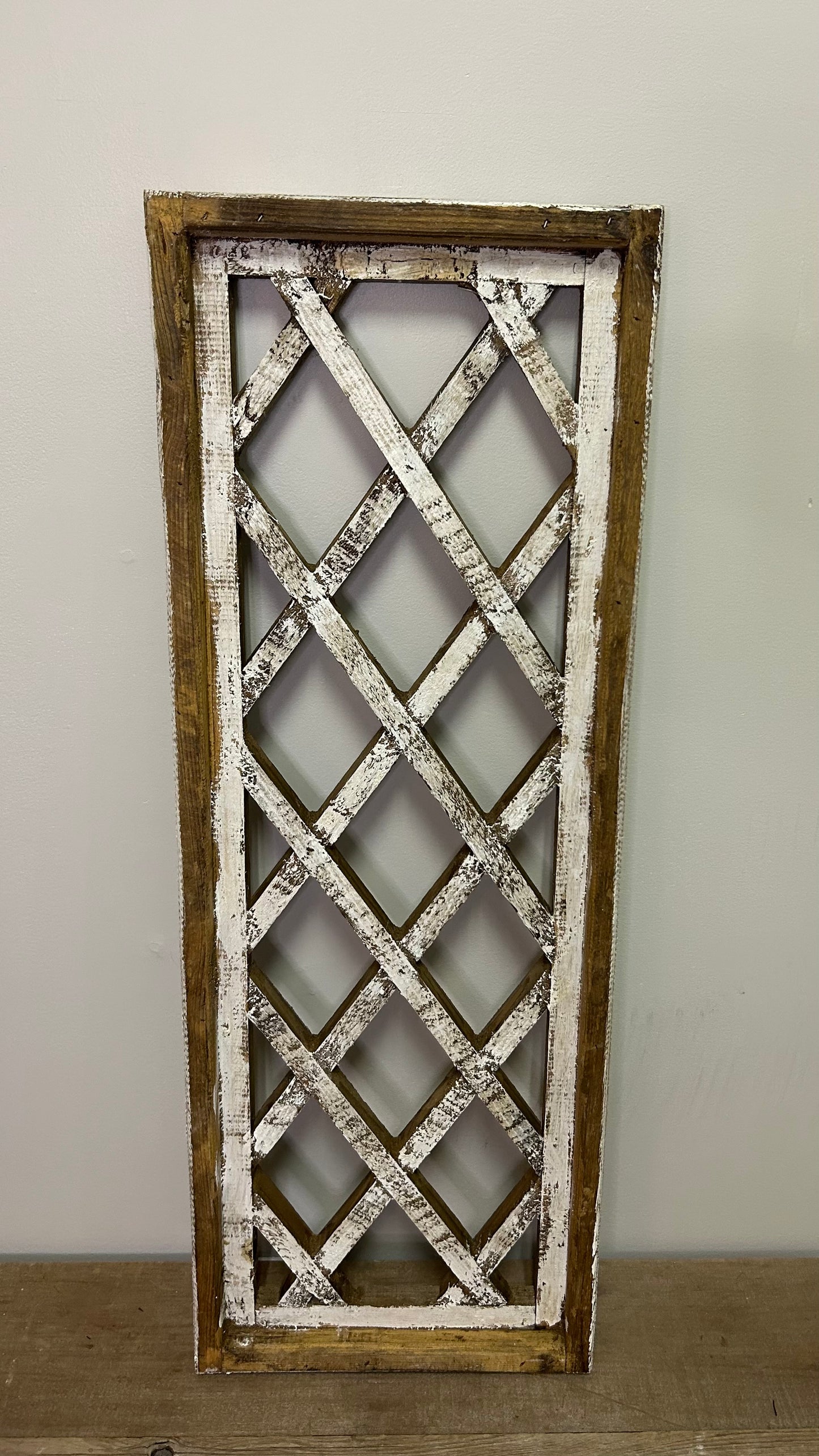 Lattice Shutter
