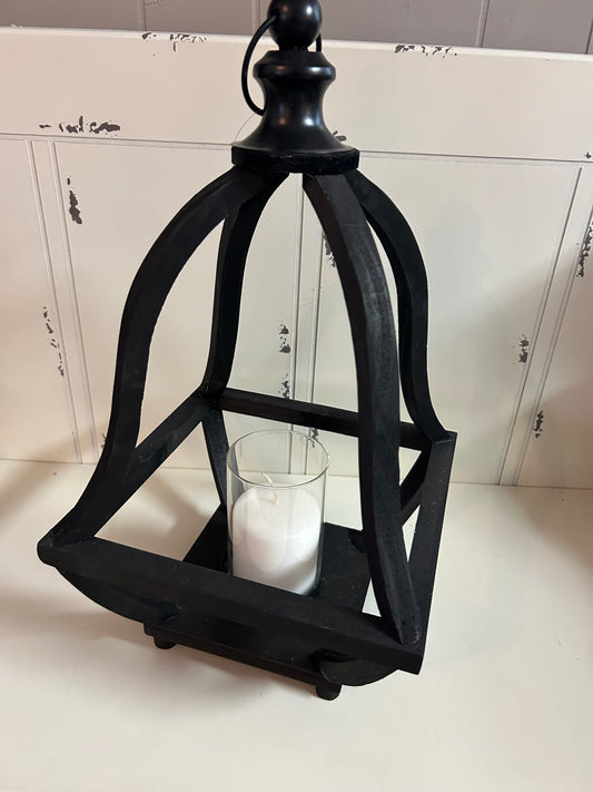 Black Corisca Lantern